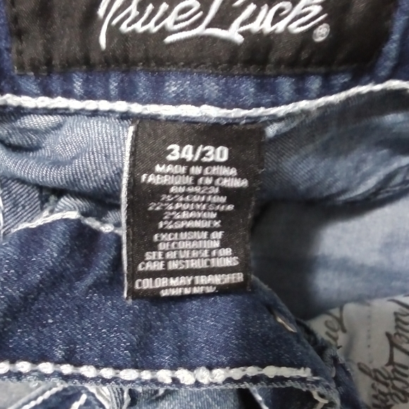 True luck 34×30 - Picture 2 of 2